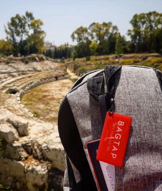 red bagtap